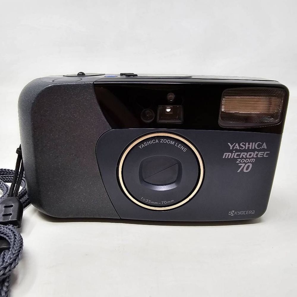 YASHICA KYOCERA MICROTEC ZOOM70 POINT AND SHOOT COMPACT 35MM CAMERA NEW BATTERY - Picture 2 of 9